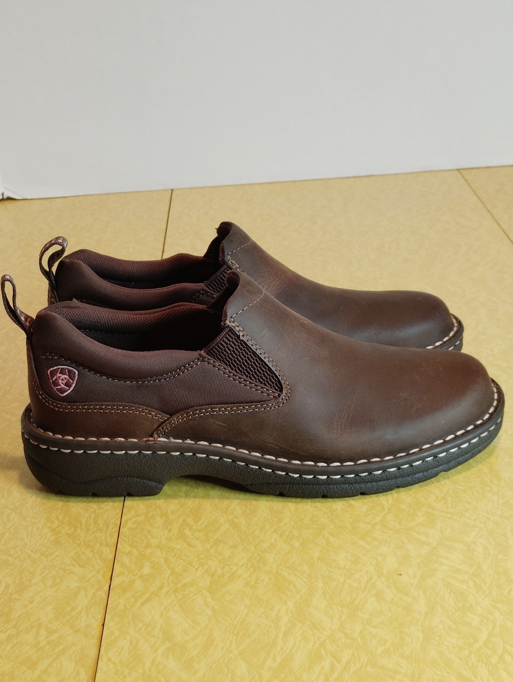Ariat Brown Leather Shoes Size 7.5 B